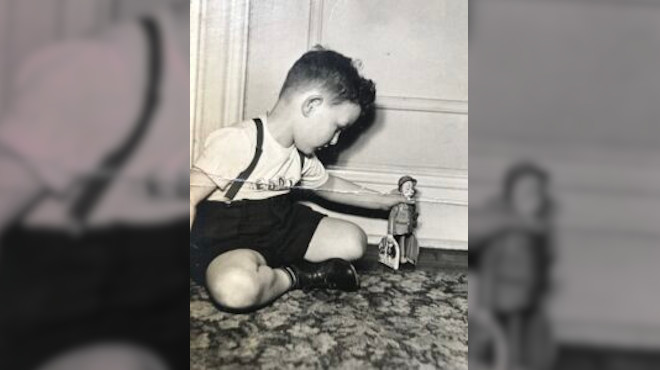 Mechanical Mikey and the Theater of War